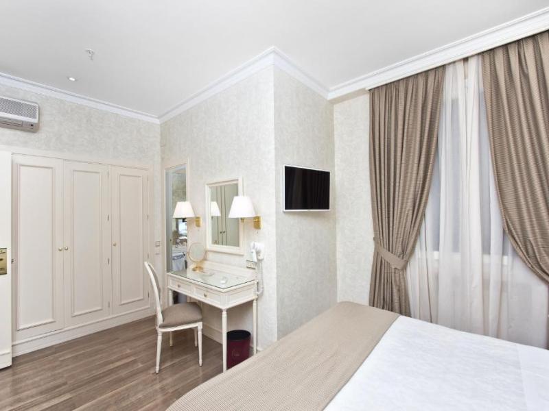Hotel Atlantico image