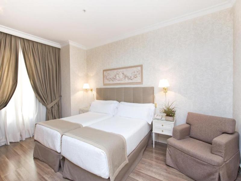 Hotel Atlantico image