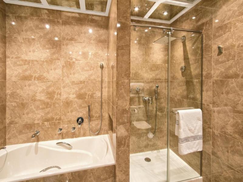 Hotel Atlantico image