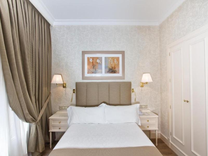 Hotel Atlantico image