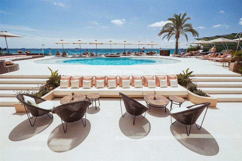 Aparthotel AMA Ibiza Beachfront Suites