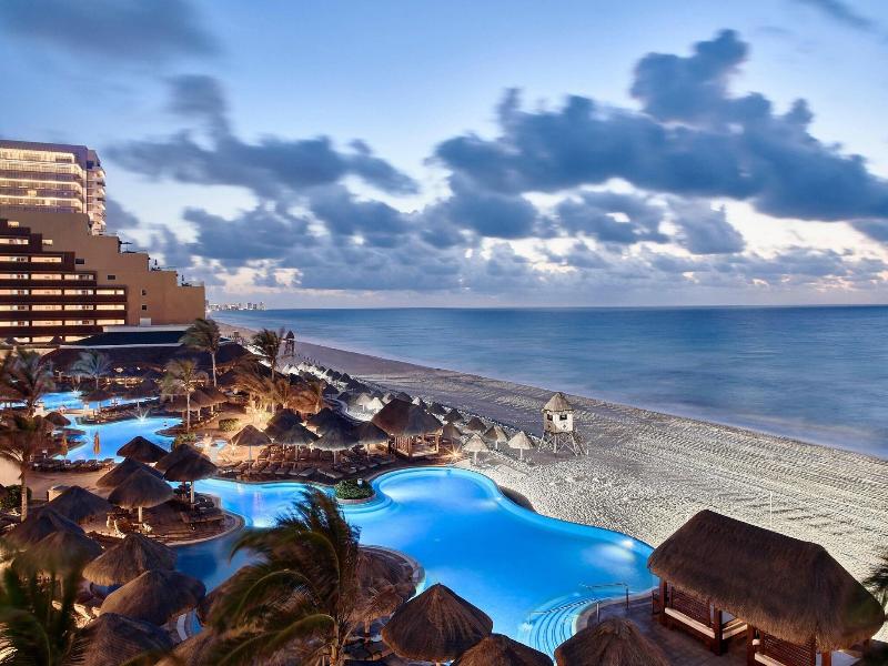 JW Marriott Cancun Resort & Spa image