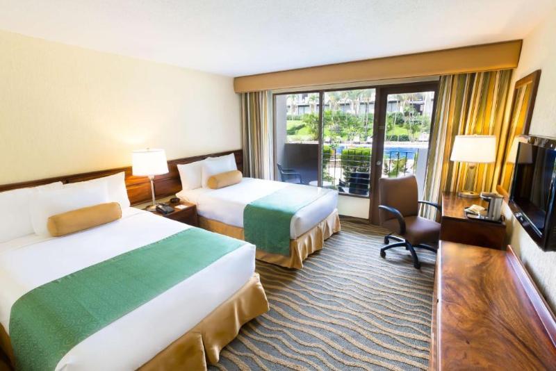 Irazú Hotel & Studios image