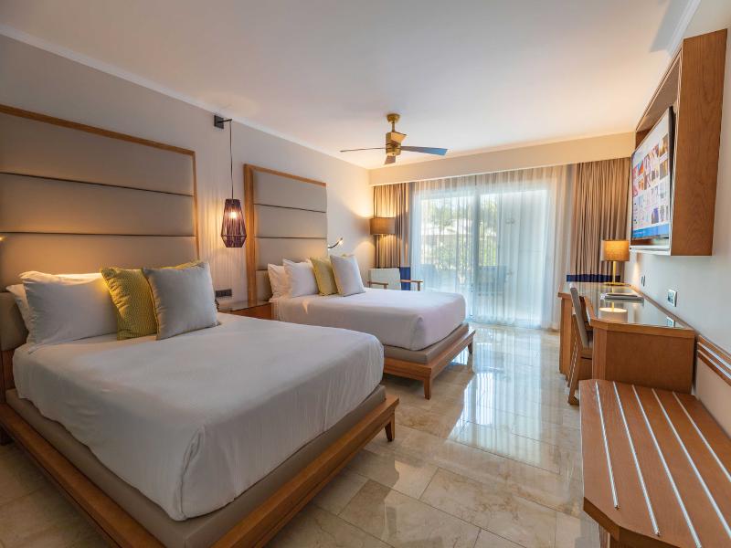 Grand Palladium Palace Resort Spa & Casino All Inc image