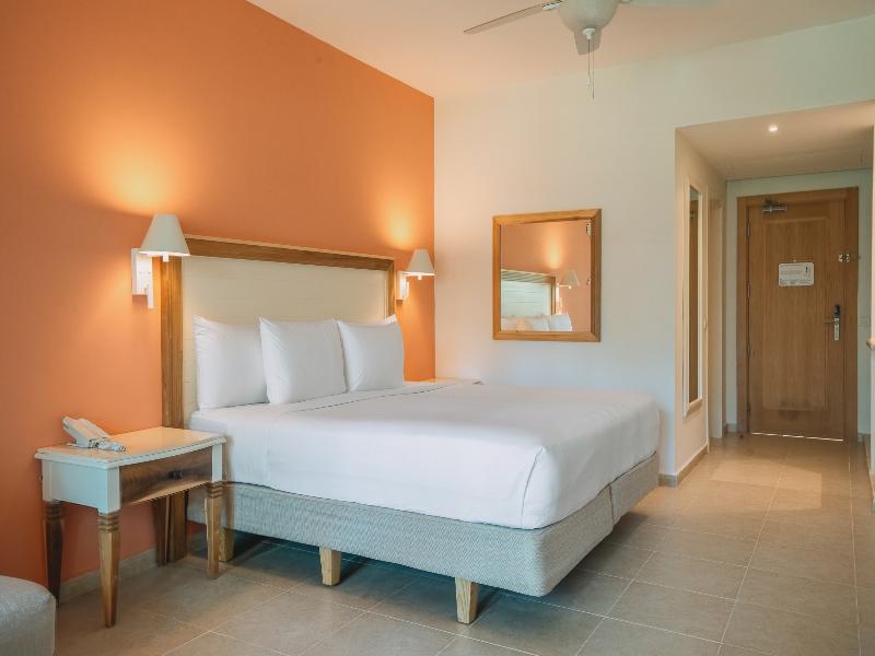 Iberostar Waves Punta Cana  image