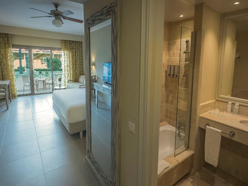 Iberostar Waves Dominicana All Inclusive image
