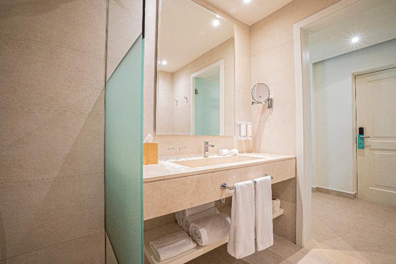 Iberostar Bavaro Suites All Inclusive Iberostar Bavaro Suites All Inclusive