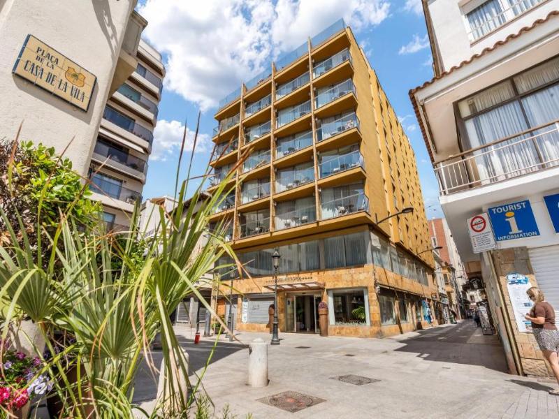Metropol Hotel image