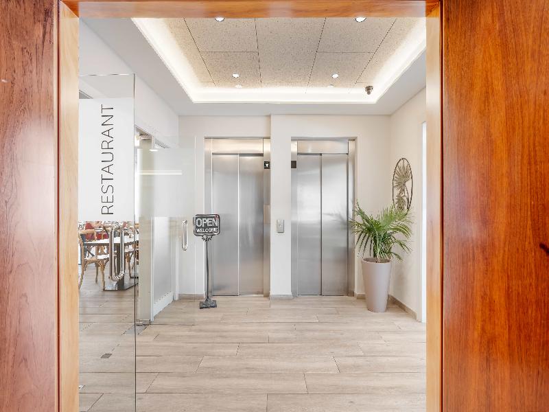 Metropol Hotel image