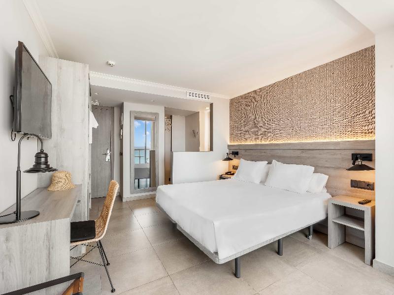 Metropol Hotel image