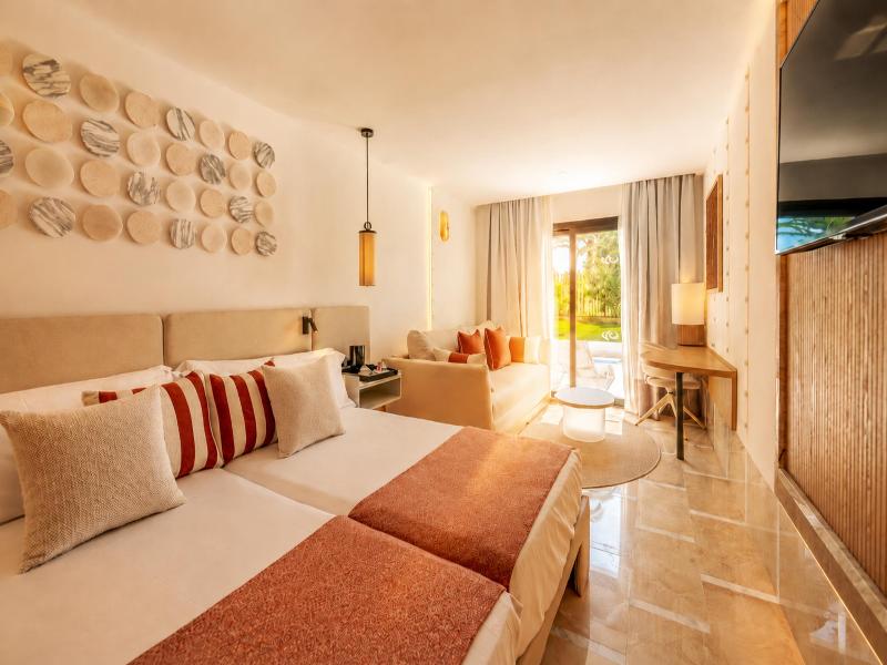 Grand Palladium White Island Resort & Spa image