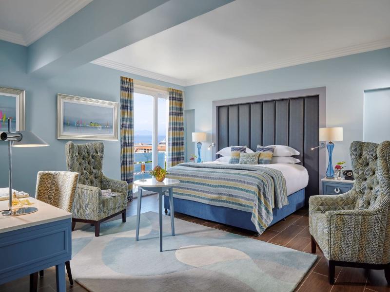 The Eliott Hotel image