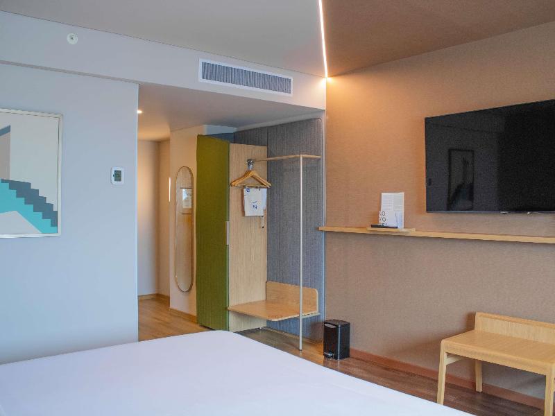 Novotel Monterrey Valle image