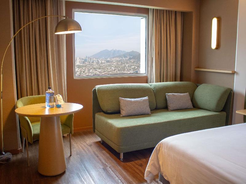 Novotel Monterrey Valle image