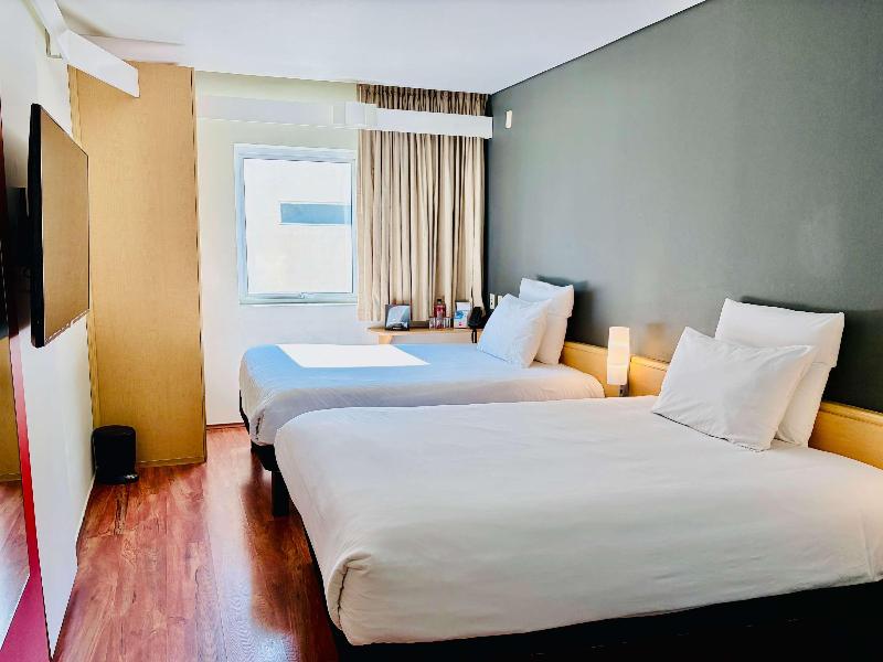Ibis Monterrey Valle  image