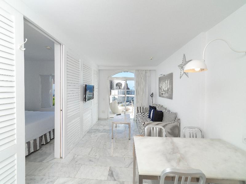 Marina Bayview Adults Only image
