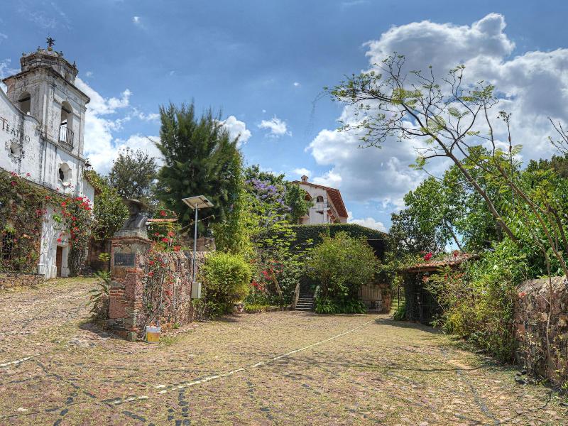 Posada de la Mision image