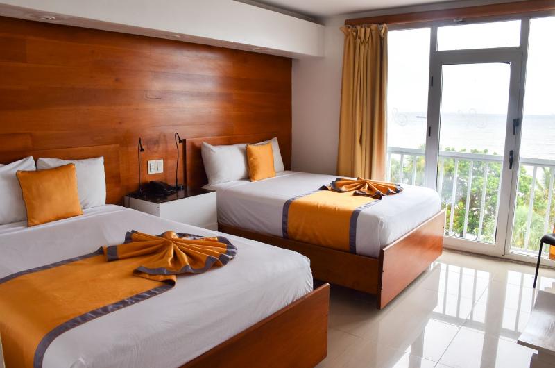 Hotel Napolitano image