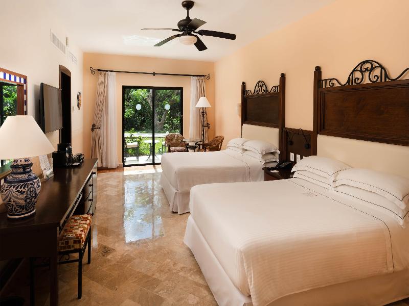 Occidental Cozumel image