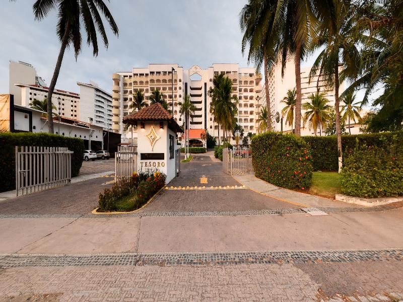 Tesoro Ixtapa Beach Resort image