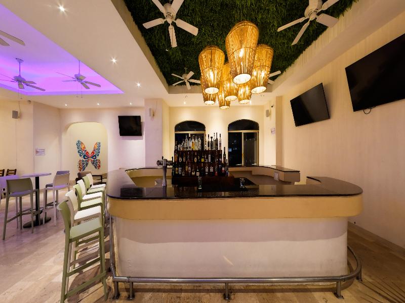 Tesoro Ixtapa Beach Resort image