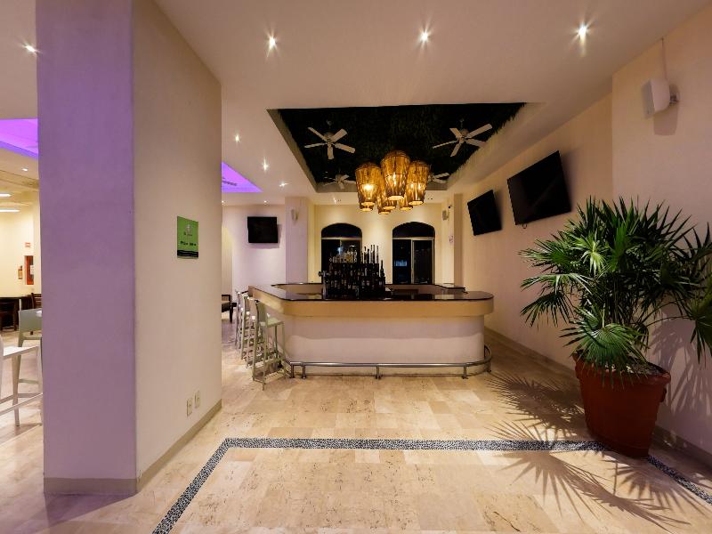 Tesoro Ixtapa Beach Resort image