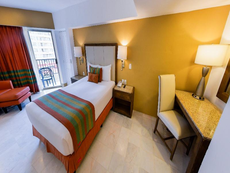 Tesoro Ixtapa Beach Resort image