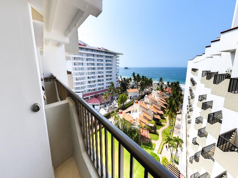 Tesoro Ixtapa Beach Resort image