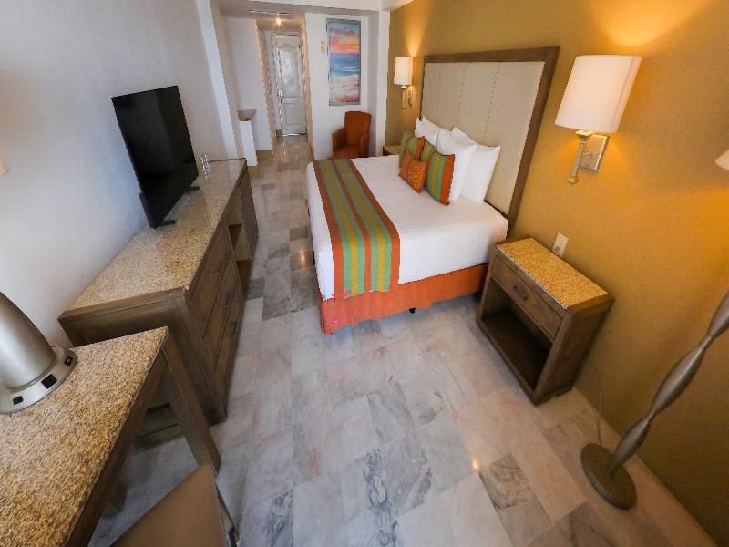 Tesoro Ixtapa Beach Resort image