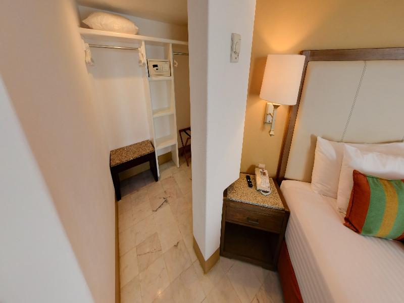 Tesoro Ixtapa Beach Resort image