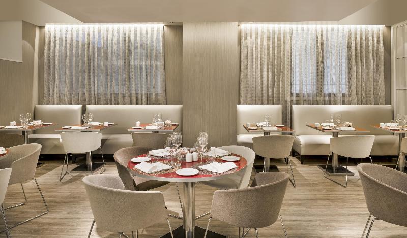 NH Collection Lisboa Liberdade image