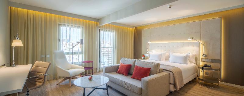 NH Collection Lisboa Liberdade image