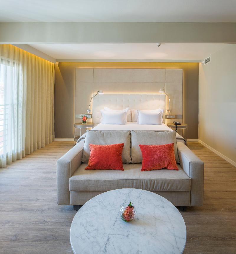 NH Collection Lisboa Liberdade image