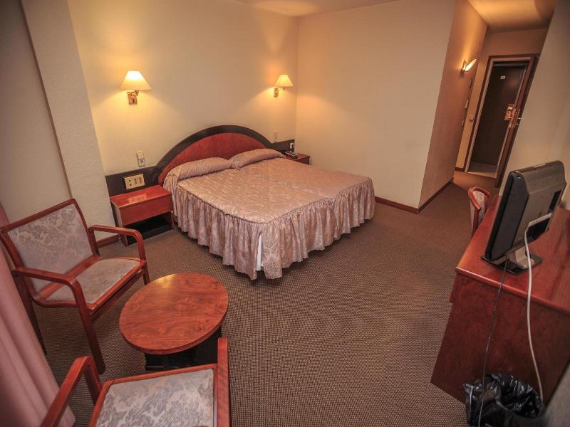 Apartaments Turistics Roc del Castell image