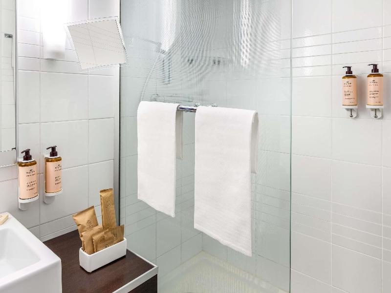 Mercure Napoli Centro Angioino image