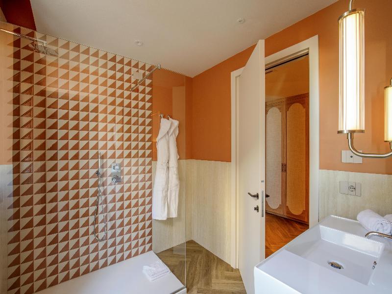 Rosetta Hotel Perugia, Tapestry Collection image