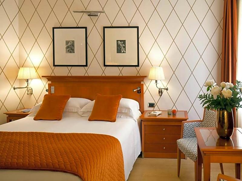 Starhotels Metropole image