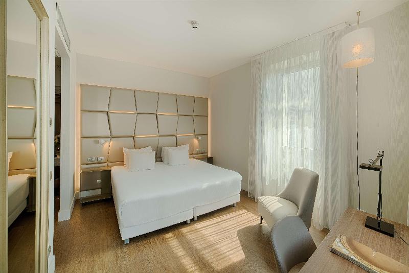 NH Collection Roma Centro image