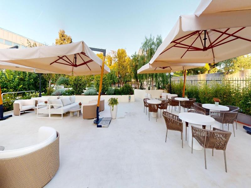 Cardo Roma Autograph Hotel image