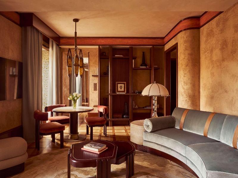 Orient Express La Minerva image