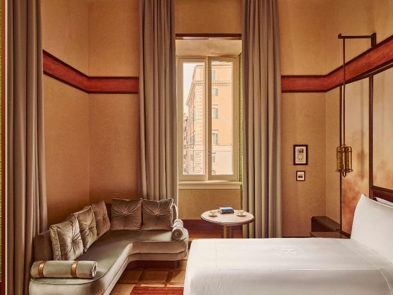 Orient Express La Minerva image