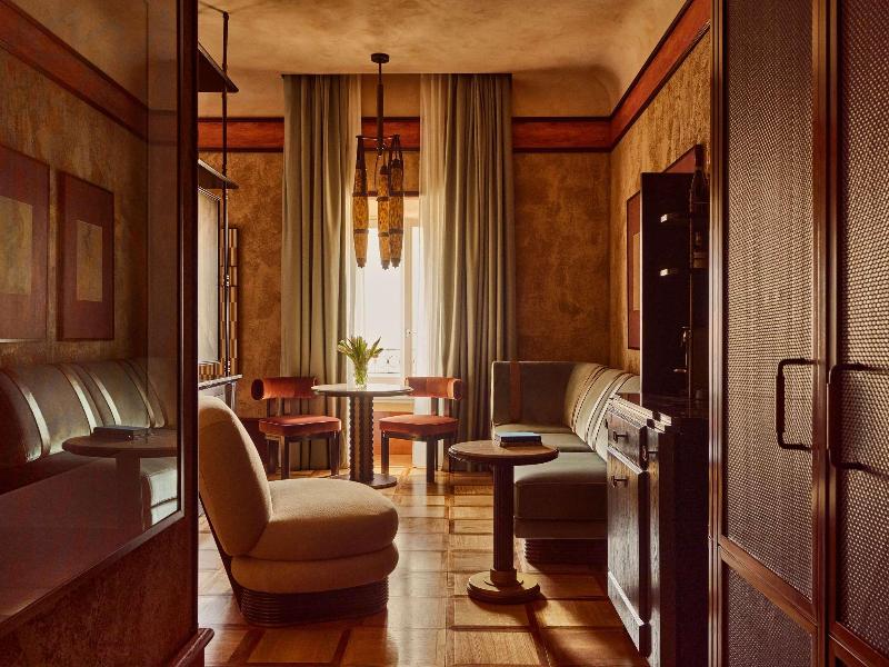 Orient Express La Minerva image