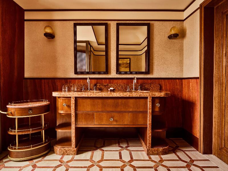 Orient Express La Minerva image