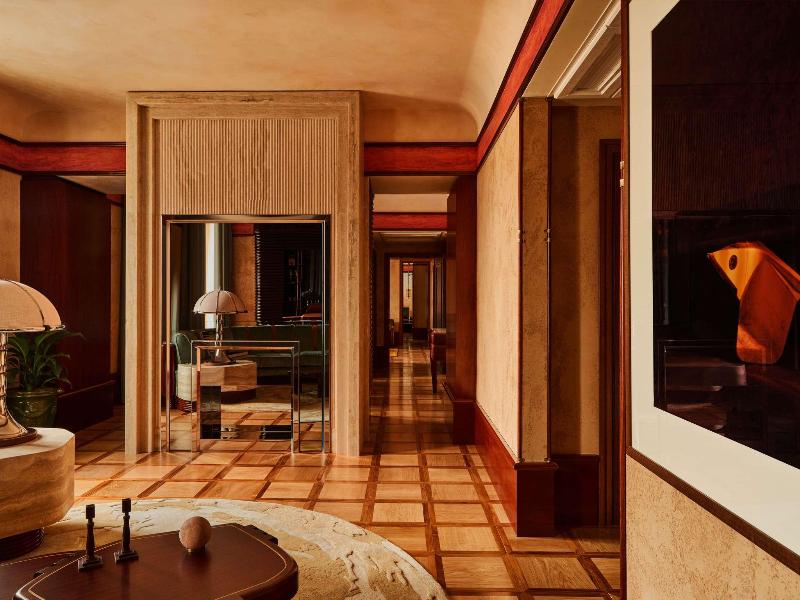 Orient Express La Minerva image