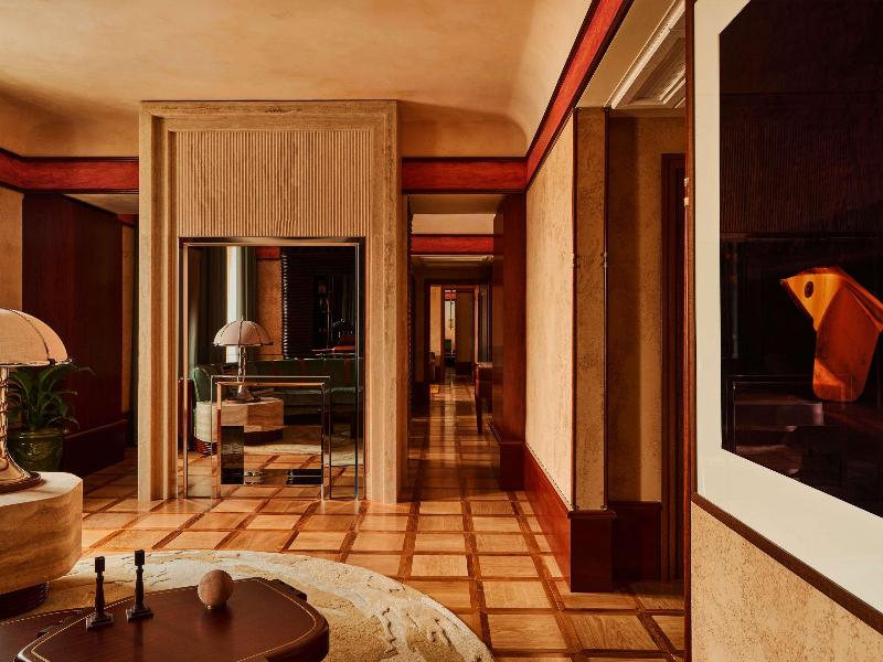 Orient Express La Minerva image