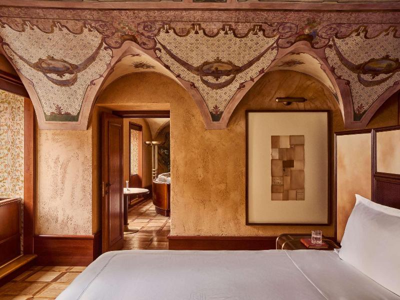 Orient Express La Minerva image