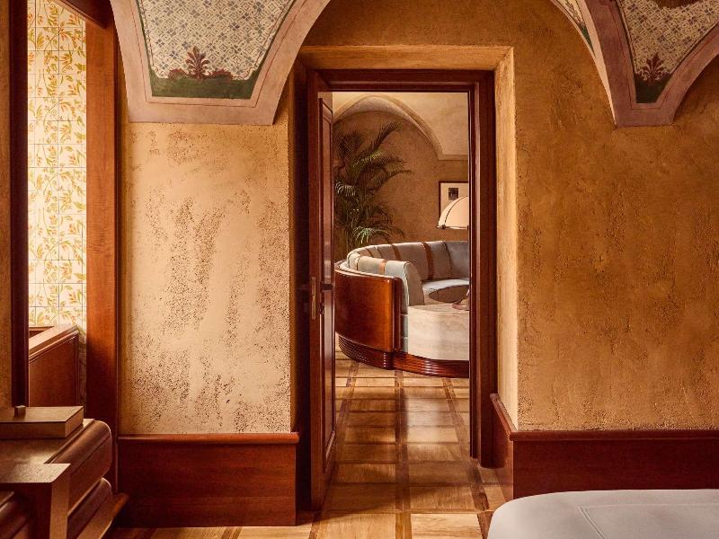 Orient Express La Minerva image