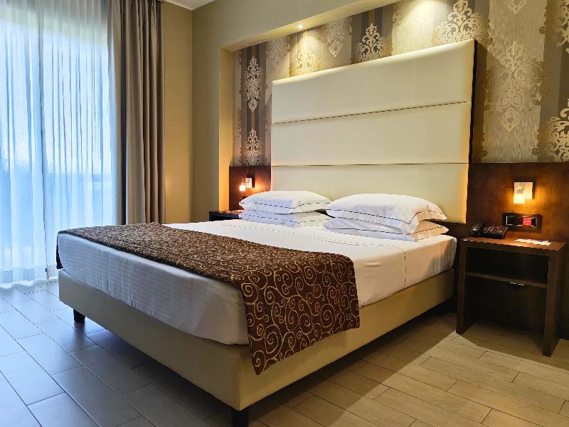 Pineta Palace image