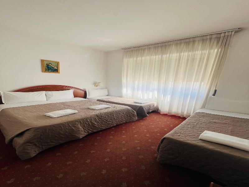 Quality Hotel Nova Domus image