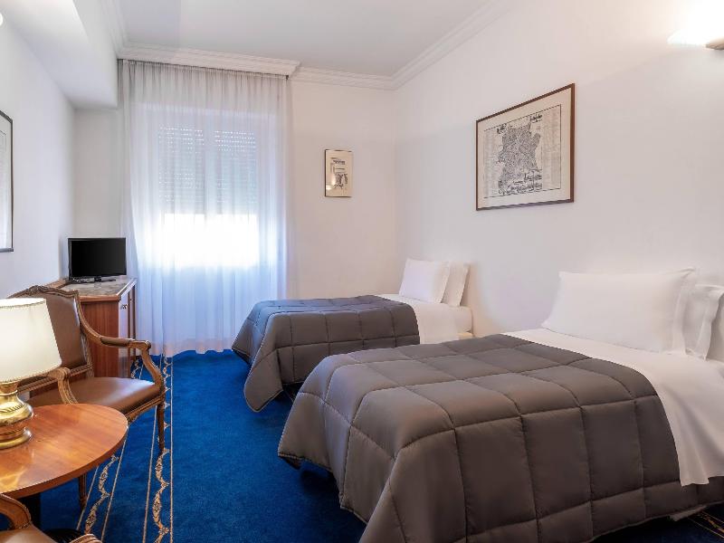 Quality Hotel Nova Domus image